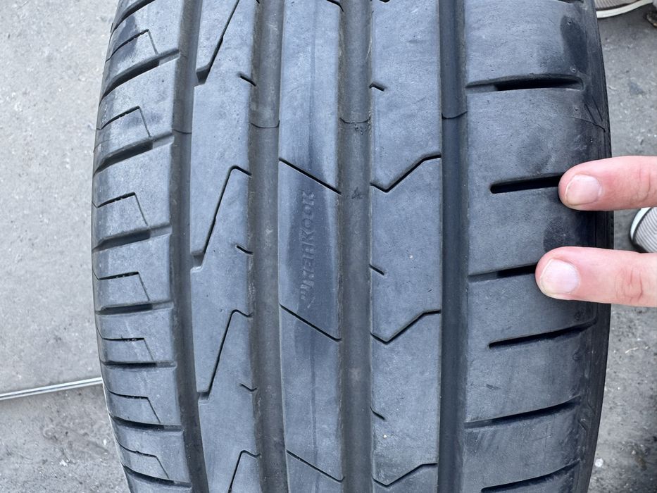 Hankook Ventus prime 3 215/55r17 7мм 21 рік