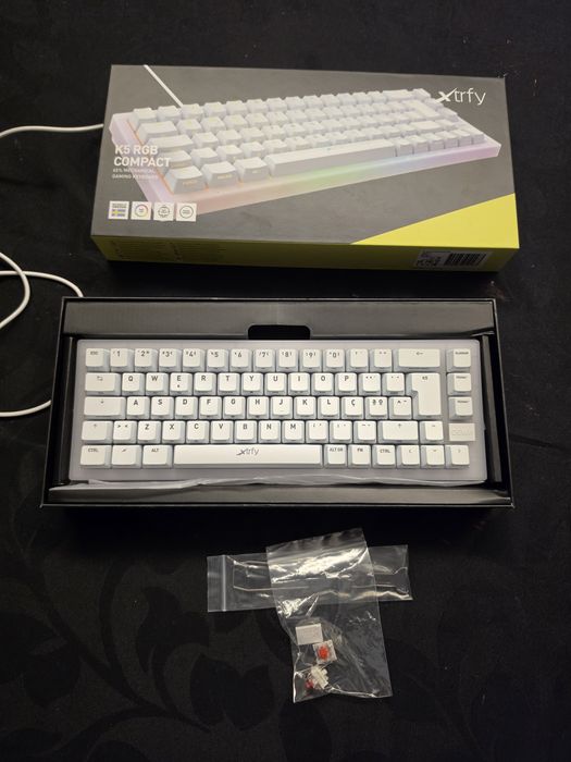Xtrfy K5 RGB Compact 65% Branco
