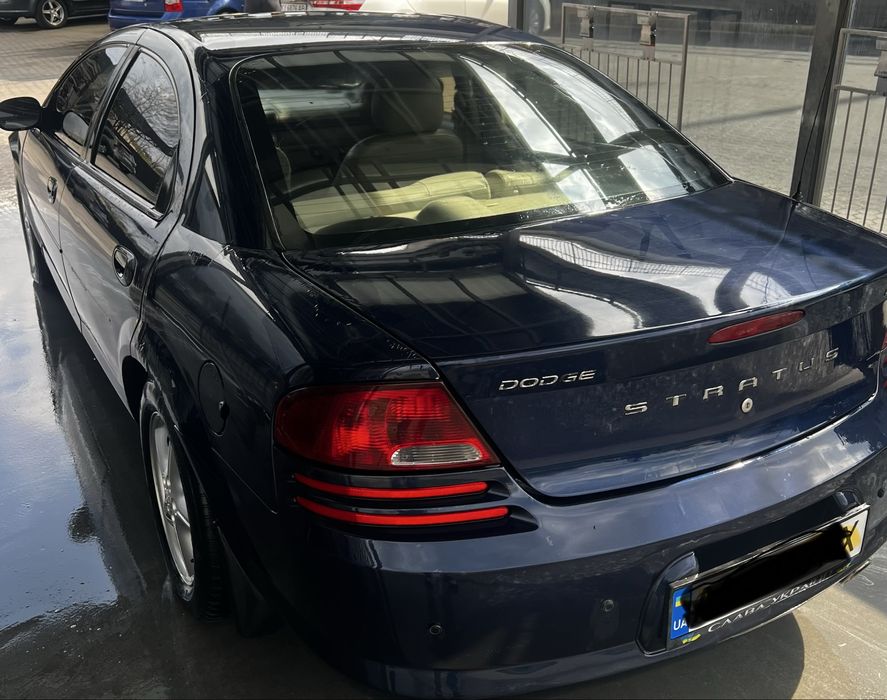 Продам ДОДЖ СТРАТУС