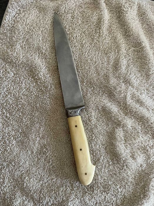 Faca de mesa em aço Wootz Índiano