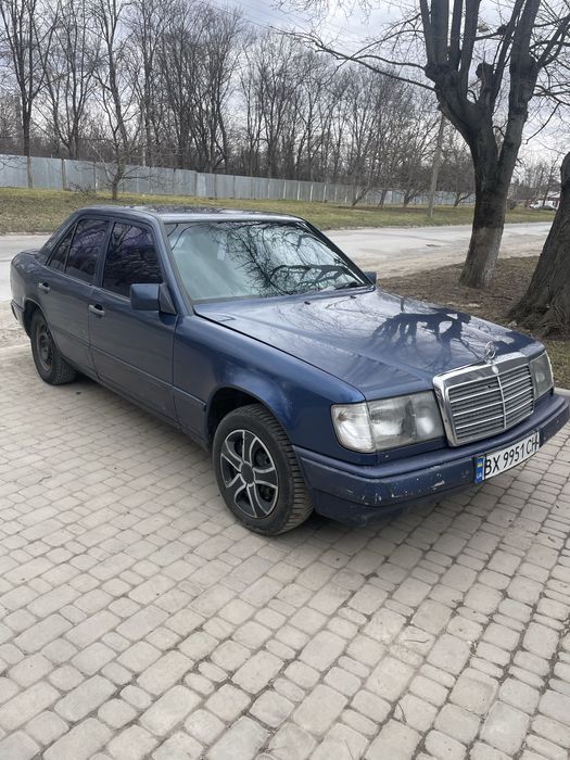 Mercedes W124 E300