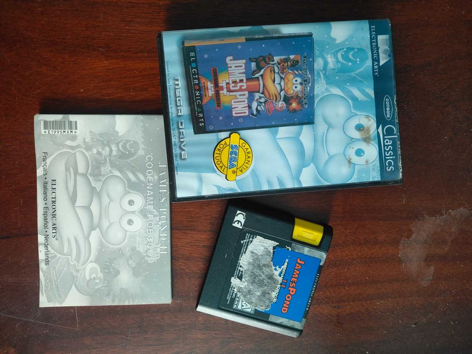 Mega Lot Sega Mega Drive II + 2 Comandos + 2 Jogos Completos (Testado)