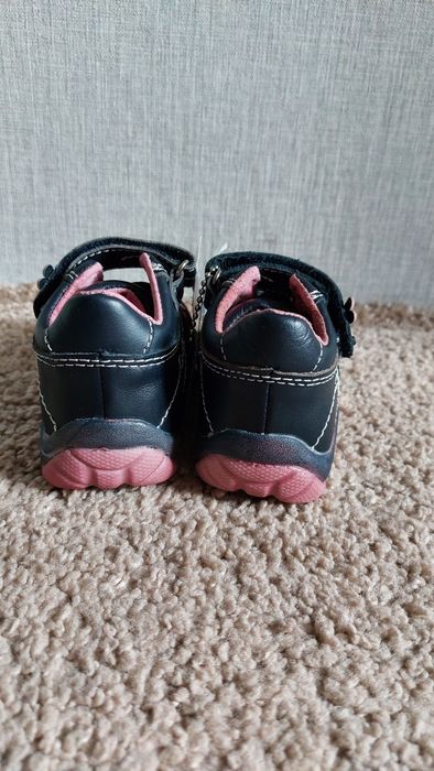 Весенние кожаные ботинки на девочку Flamingo. 20 р., стелька 12,5 см.