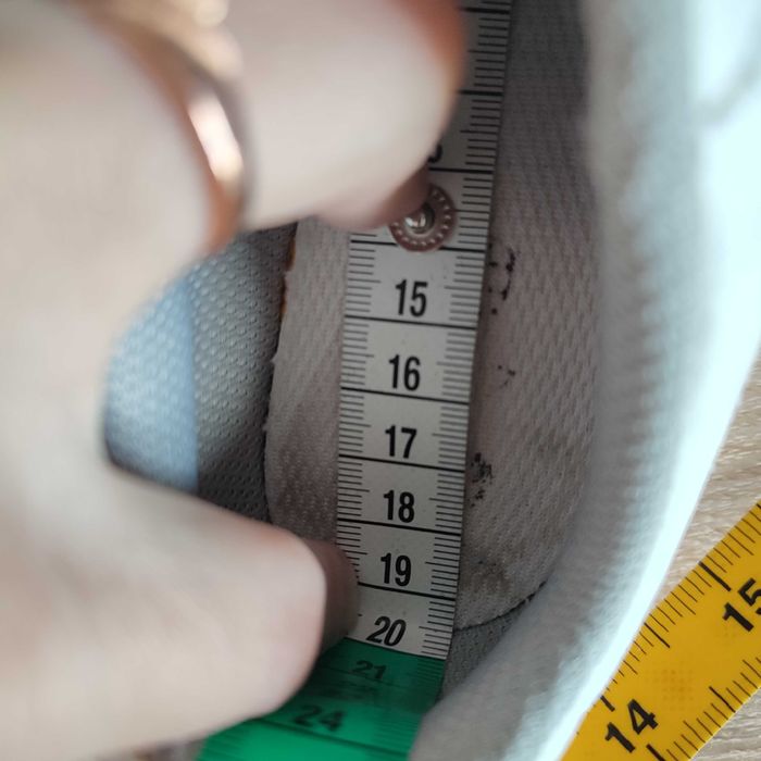 Шкіряні кросівки спортивні туфлі на дівчинку Clarks 12G 30р. 19.5 см.