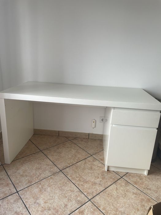 Secretária Ikea Malm