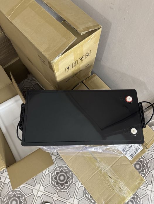 EASUN 24v 100Ah акумулятори та інші LiFePO4