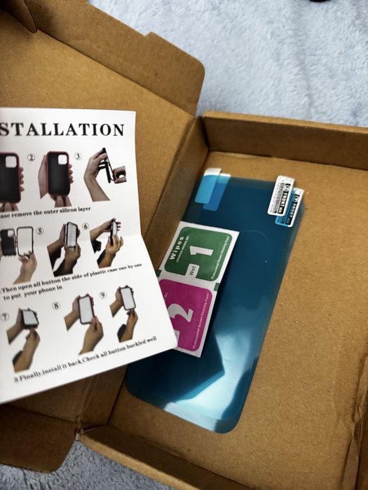 Capa para iphone 16 base, capa preta e com acessorios