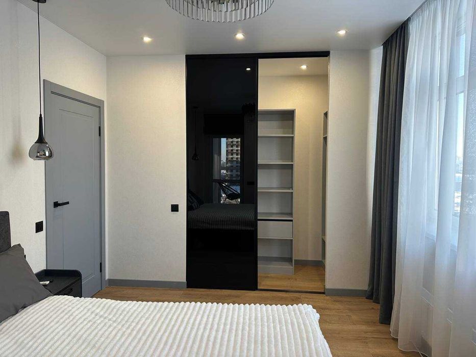 Нова 2к кв-ра 70м2, 5 пов. Варшавський 2/Варшавський. Власник