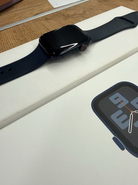 APPLE Watch SE 2 2gen GPS + Cellular 44mm koperta z aluminium (północ) + pasek sportowy rozmiar S/M (północ)