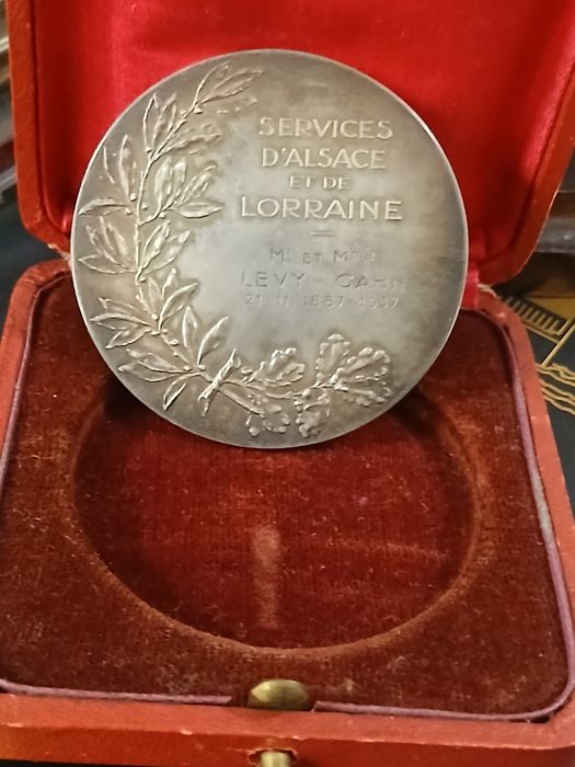 Medalha Francesa antiga