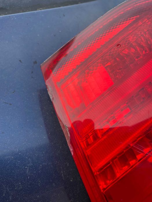 Bmw 3 e91 lampa tył w klapę prawa lift 7.289.434