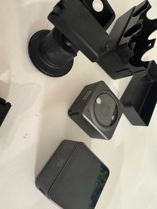 DJI Action 2 Dual-Screen + karta 256 GB + uchwyty