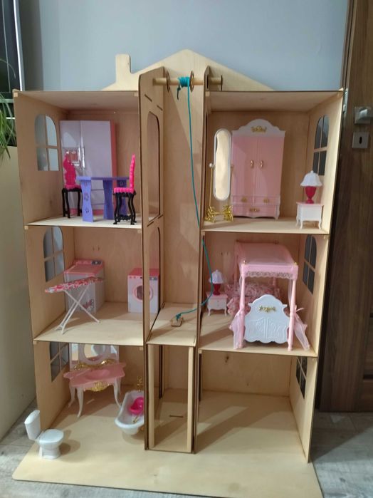 Domek dla lalek Barbie, LOL, lalki wyposażenie