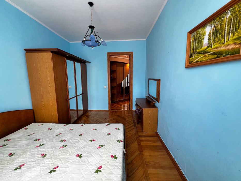 Продам квартиру в  Жмеринці.