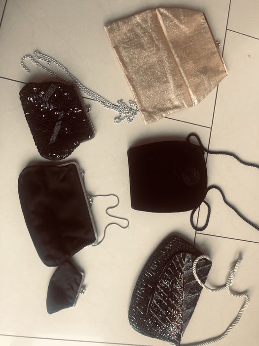 Zestaw eleganckich torebek wieczorowych