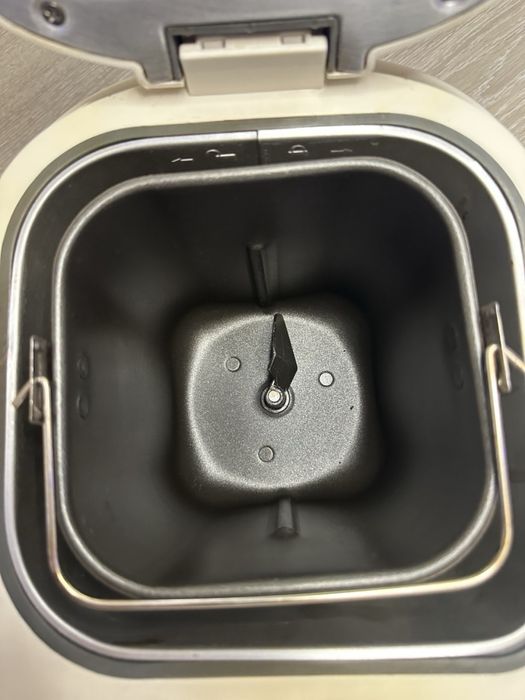 Хлібопіч Kenwood BM-210