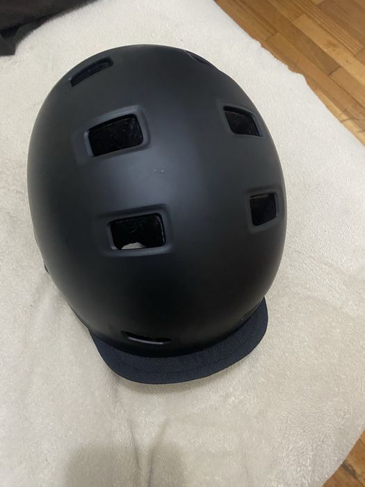 Trotinete elétrica impecável + capacete (caixa original)