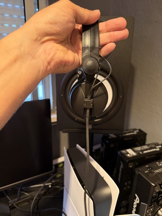 Sennheiser HD 25 Headphones Pro (DJs & Estúdio) - Na Caixa Original