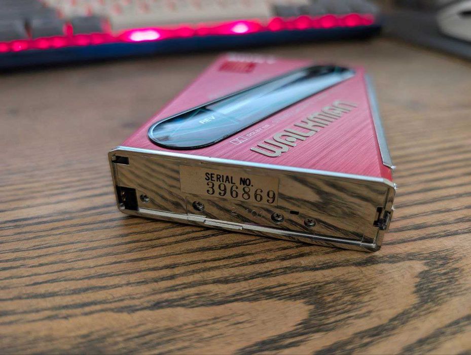 Ретро Касетный плеер SONY WALKMAN Walkman WM-101