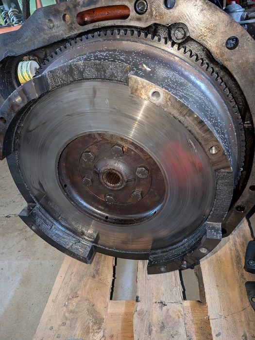 Massey Ferguson 3080,3090,3095  docisk koło zamachowe, tarcza części