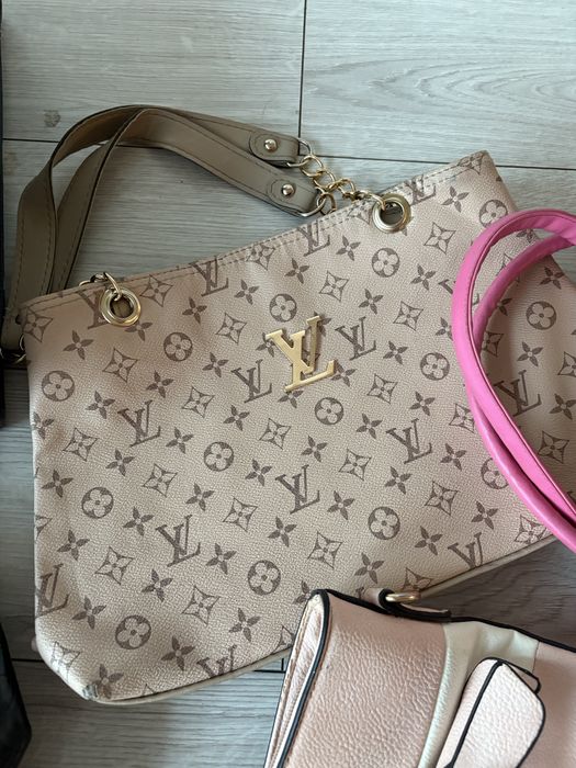 Torebki , okazaja !cena za calosc