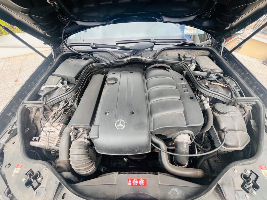 Mercedes-Benz E 220 — fotografia 11