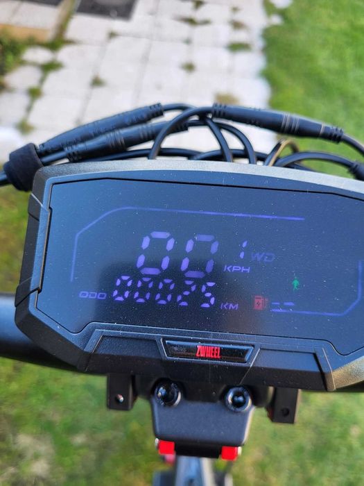 ZWHEEL D3-S - hulajnoga elektryczna prawie nowa