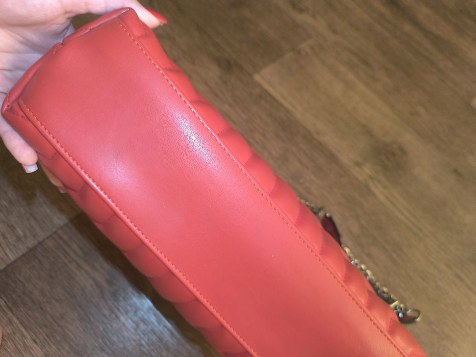 Продам сумку Yves Saint Laurent (Ив Сен Лоран)