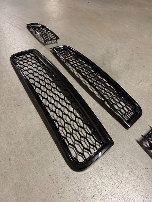 Atrapy, Grill Audi a4 b6 plaster miodu, kratki halogenów