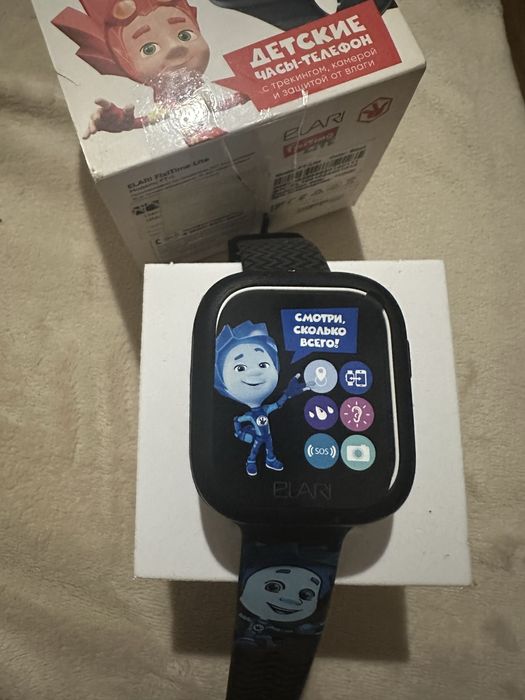 Детские часы телефон Elari