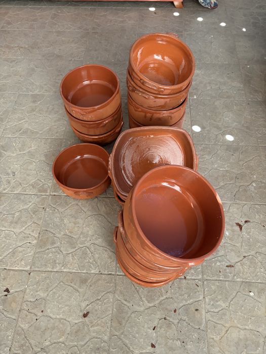 Conjunto de tachos de barro