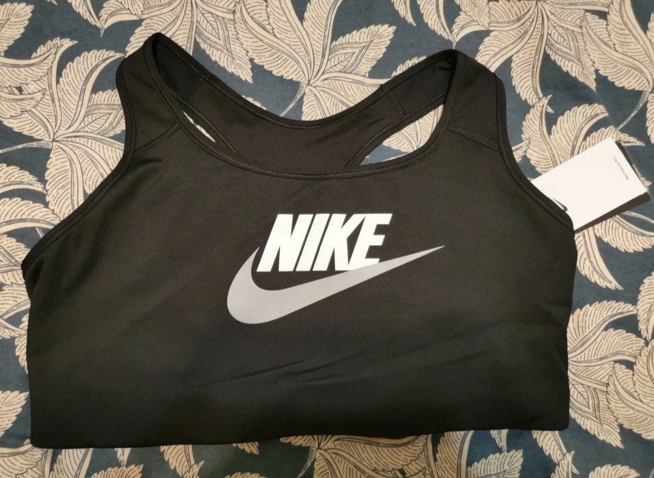 Stanik sportowy Nike Dri-FIT Swoosh 1X
95D