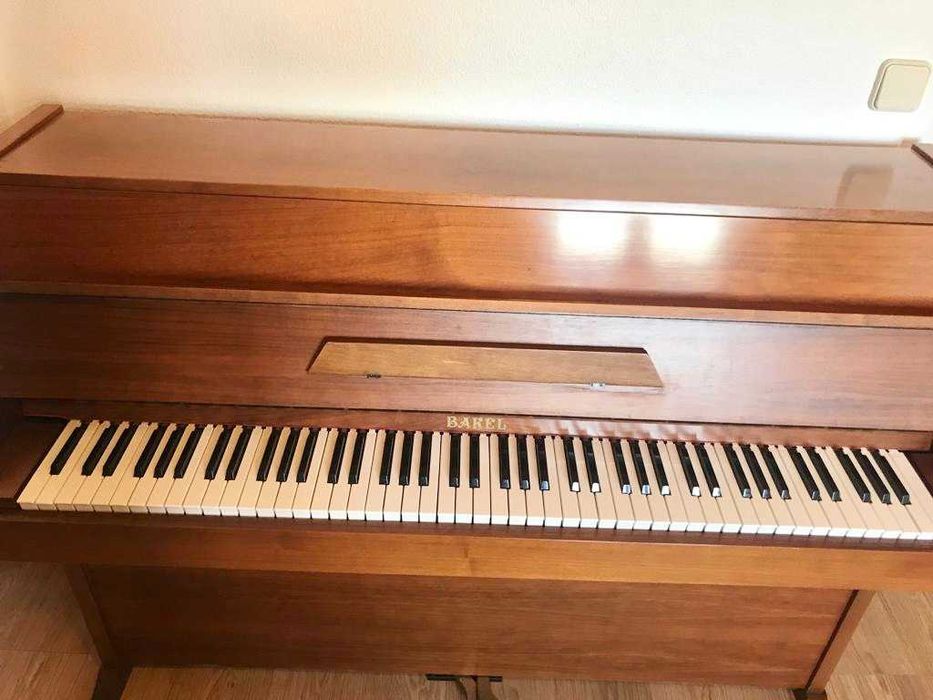 Piano Digital afinado