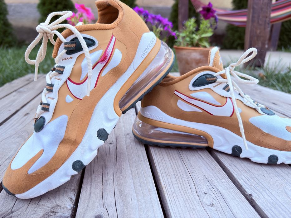 Nike Air Max 270 React, розмір 39 (25 см)