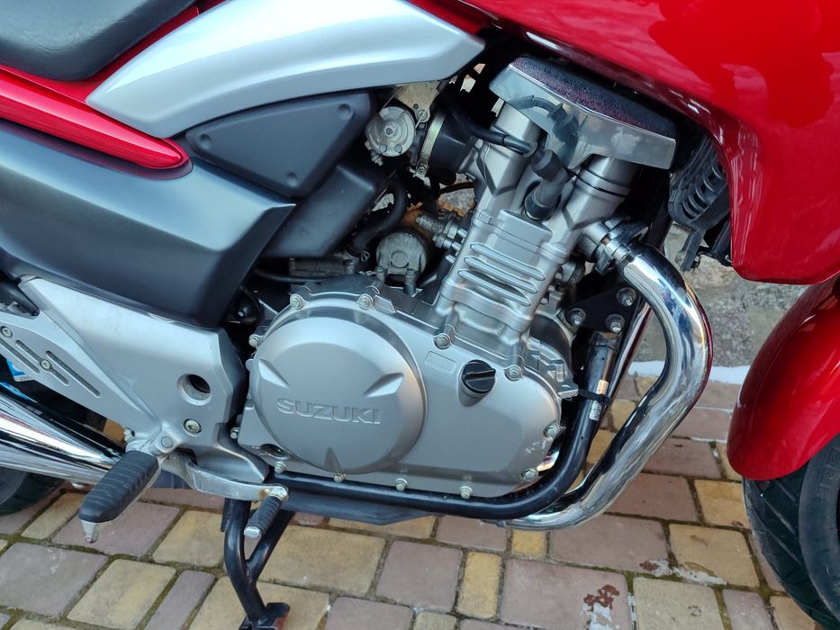 Suzuki GSR250.  2014