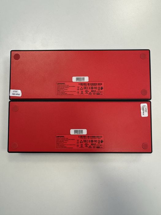 Lenovo ThinkPad Thunderbolt 3 Dock, type 40AC