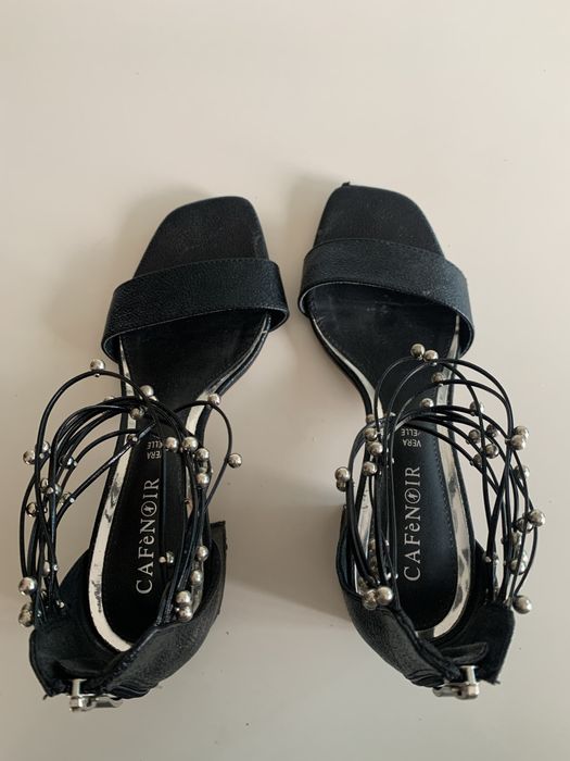 Sapatos cafeNoir