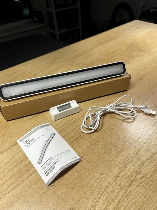 Лампа акумуляторна настінна із зарядкою usb