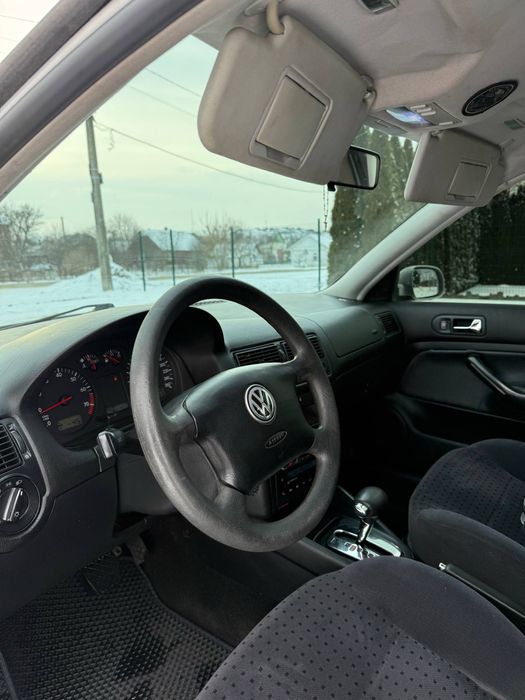 Продам Volkswagen Golf IV 1.6 газ/бензин, автомат