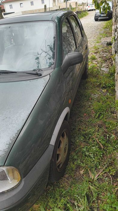 Opel Corsa 1999 — Nacional | 1 único proprietário