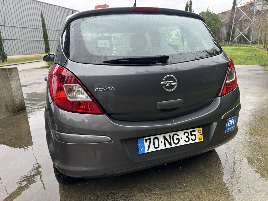 Opel Corsa 1.2 Gasolina + GPL | 2012 | Económico e Estimado