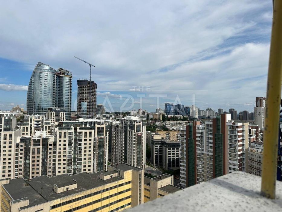 Продаж квартири, вул. Барбюса Анрі, Печерськ, ЖК TRIIINITY