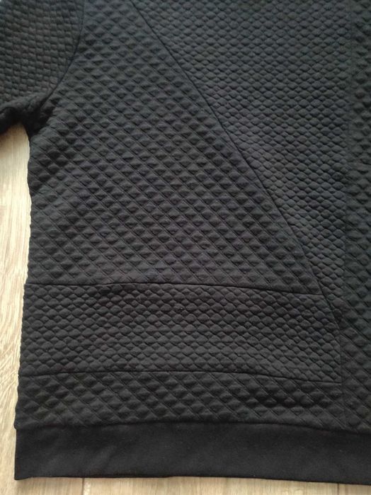 Пуловер Oodji M р.48-50 черного  цвета , красивый необычный дизайн