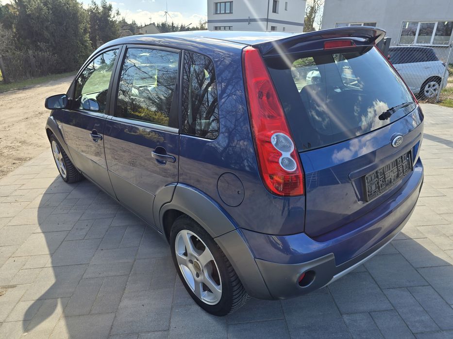 Fiesta/Lift/Cross/1.4 benzynka/Klima//