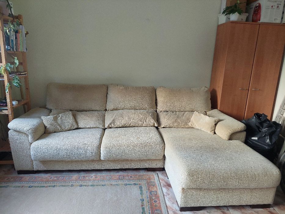 Sofá de 3 lugares com chaise longue