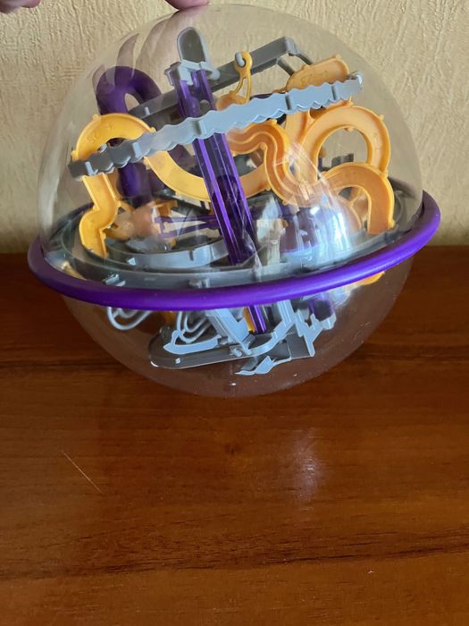 Лабіринт-головоломка Perplexus Epic від Spin Master.