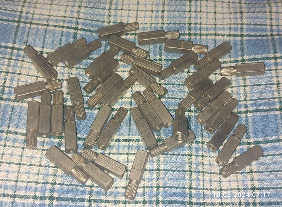 Авто запчасти. Одним лотом!!!