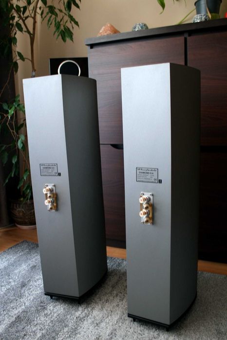 Audiofilskie kolumny Wharfedale Diamond 9.4 kolumny