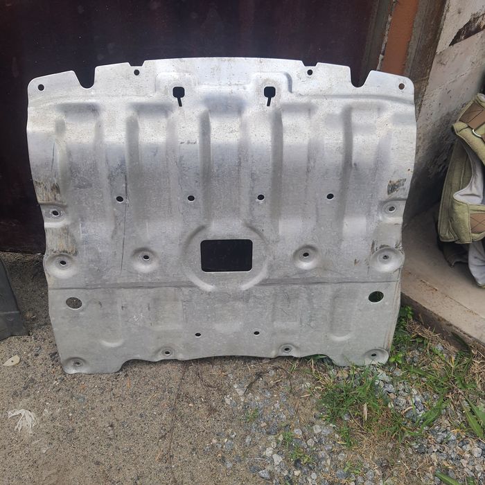 Захист мотора знизу BMW X5 g05 x6 g06  X7 g07 31146883551