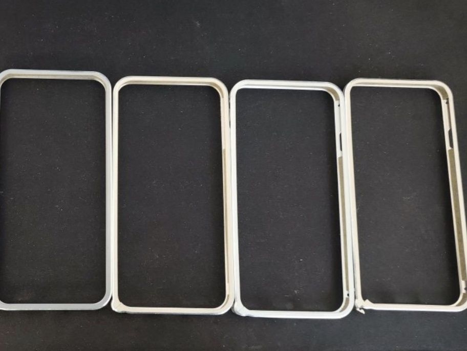 Металеві рамки Iphone 6